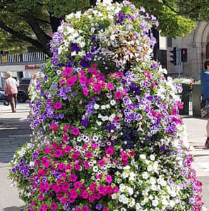 Flowerpot tower - round