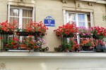 Improve the window sill beautification of high-end apartment