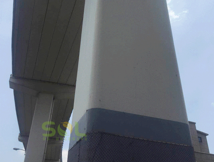 Installation process of bridge pier greening