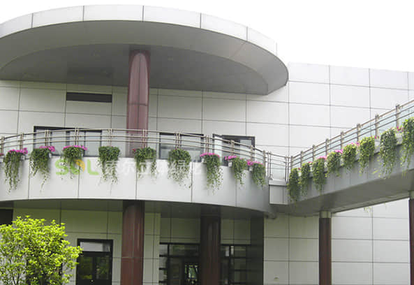 Landscape improvement of pedestrian overpass