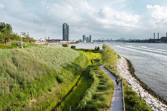 The landscape of river entrance and the greening of river embankment